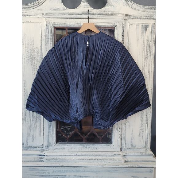 Nikasha Pleated Blouse Anthropologie - New Medium - Picture 8 of 8